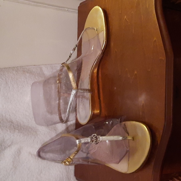 Ladies sandal - Picture 3 of 4